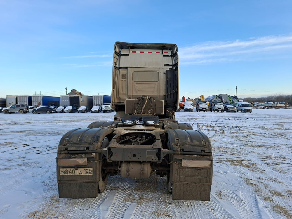 HONGYAN CQ* 6x4 Седельный тягач CQ4256HTVG334 (Дизельный, 8,7 л, 388 л.с., МТ)