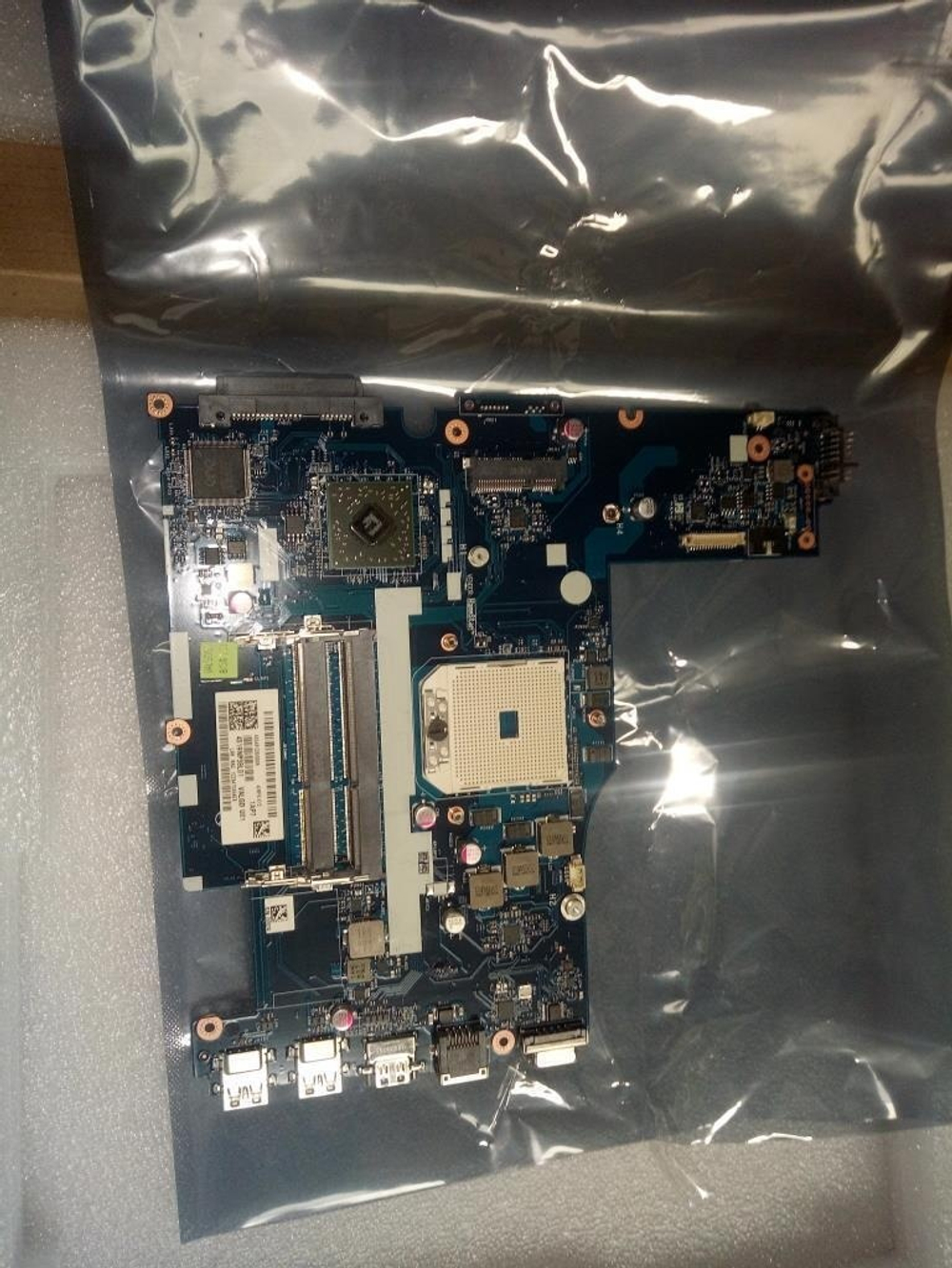 Материнская плата для ноутбука Lenovo G500s VALGD LA-9902P UMA (90003233), оригинал