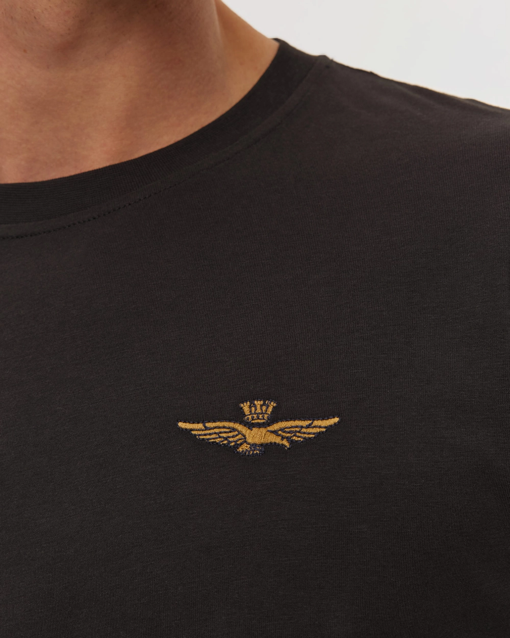 Базовая футболка из хлопка