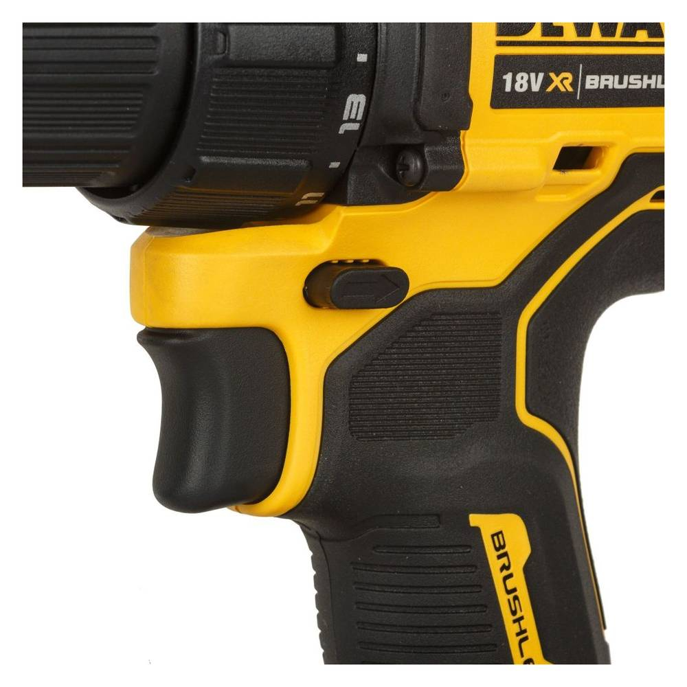 Аккумуляторная дрель-шуруповерт DeWalt DCD708P3T