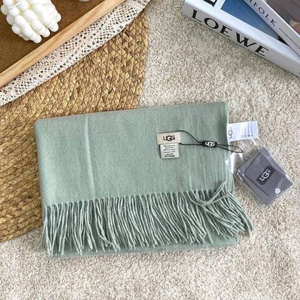 UGG Палантин - Mint