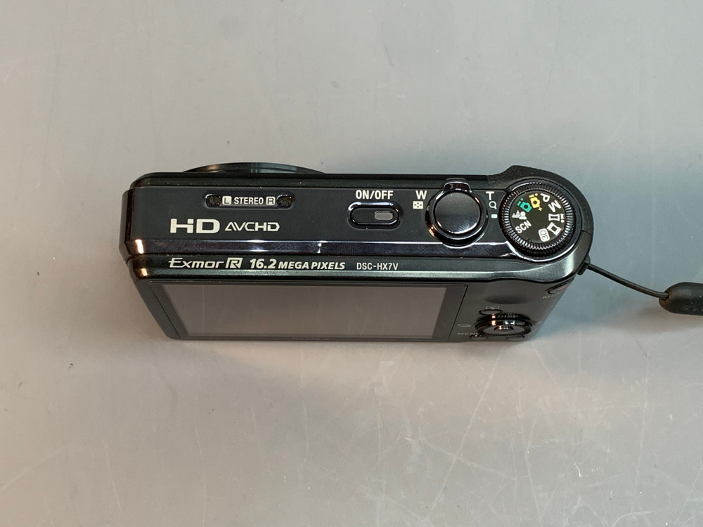 Sony Cyber-shot DSC-HX7V