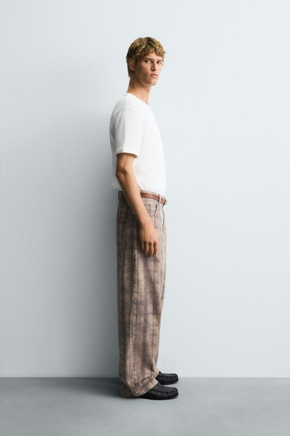 ZARA ДЖИНСЫ BAGGY FIT, С ПРИНТОМ