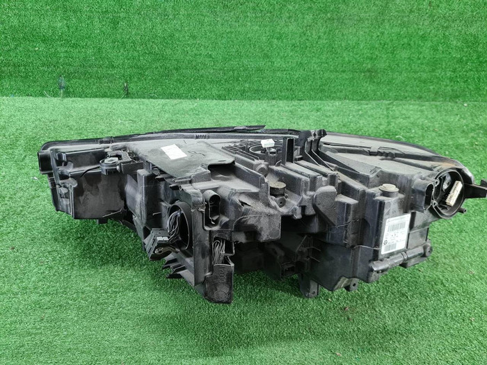 Битая Фара правая BMW X7 G07 (2019-2022) LED
