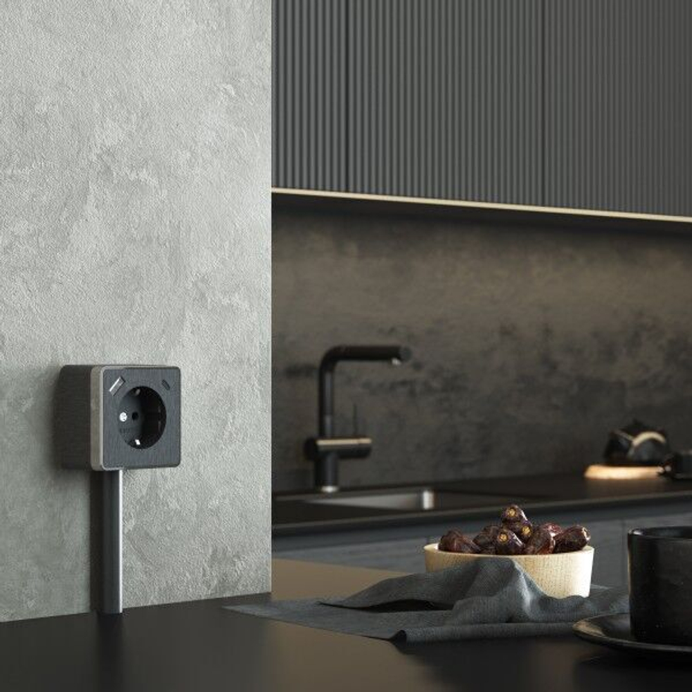 Розетка с заземлением, шторками и USB тип A+C Gallant (графит рифленый)