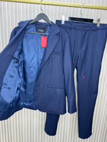 Классический костюм Kiton