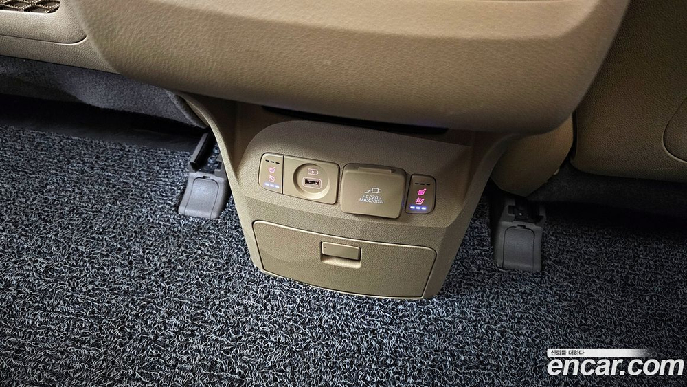 Kia The New Carnival (Sedona) 9-и местный High Limousine (05.2020)