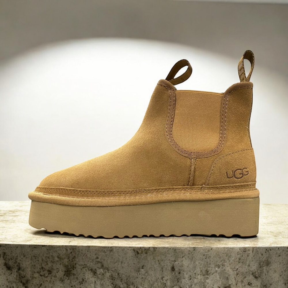 UGG Neumel Platform Chelsea • Beige