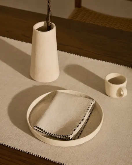 Analy Стул из массива дуба с отделкой под орех и сиденьем из веревки