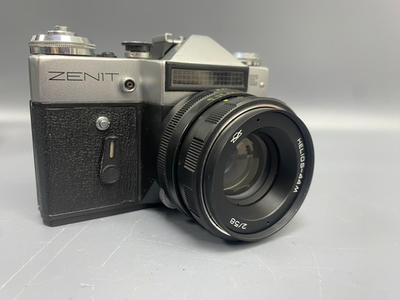 Zenit E + Helios 44M