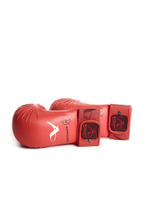 Перчатки накладки для каратэ ARAWAZA красные (одобрено для соревнований)