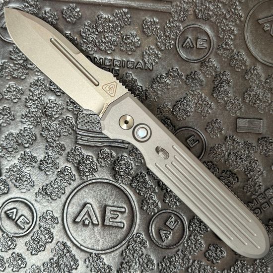 Нож автоматический Pro-Tech PDW Invictus Gray (Blade Show 2024) - сталь CPM-MagnaCut, рукоять алюминий, кнопка перламутр