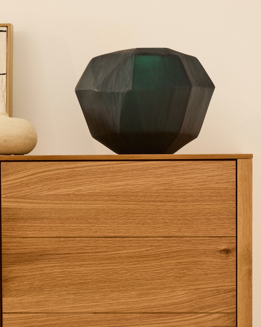 Ваза Geonix из зеленого стекла 22 см