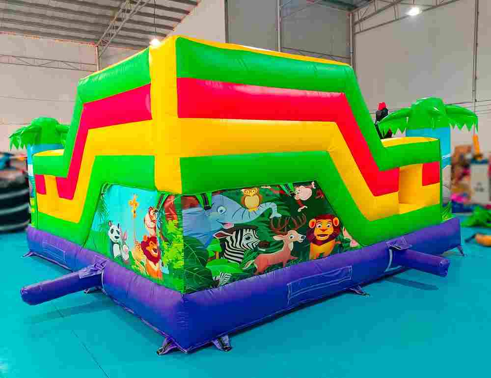 Коммерческий надувной батут "Сафари-джунгли ЭКСТРА", 5*5*2,5 м