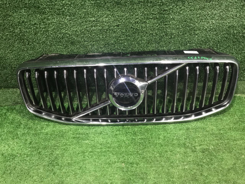 Решетка радиатора Volvo XC60 2 (2017-2021)