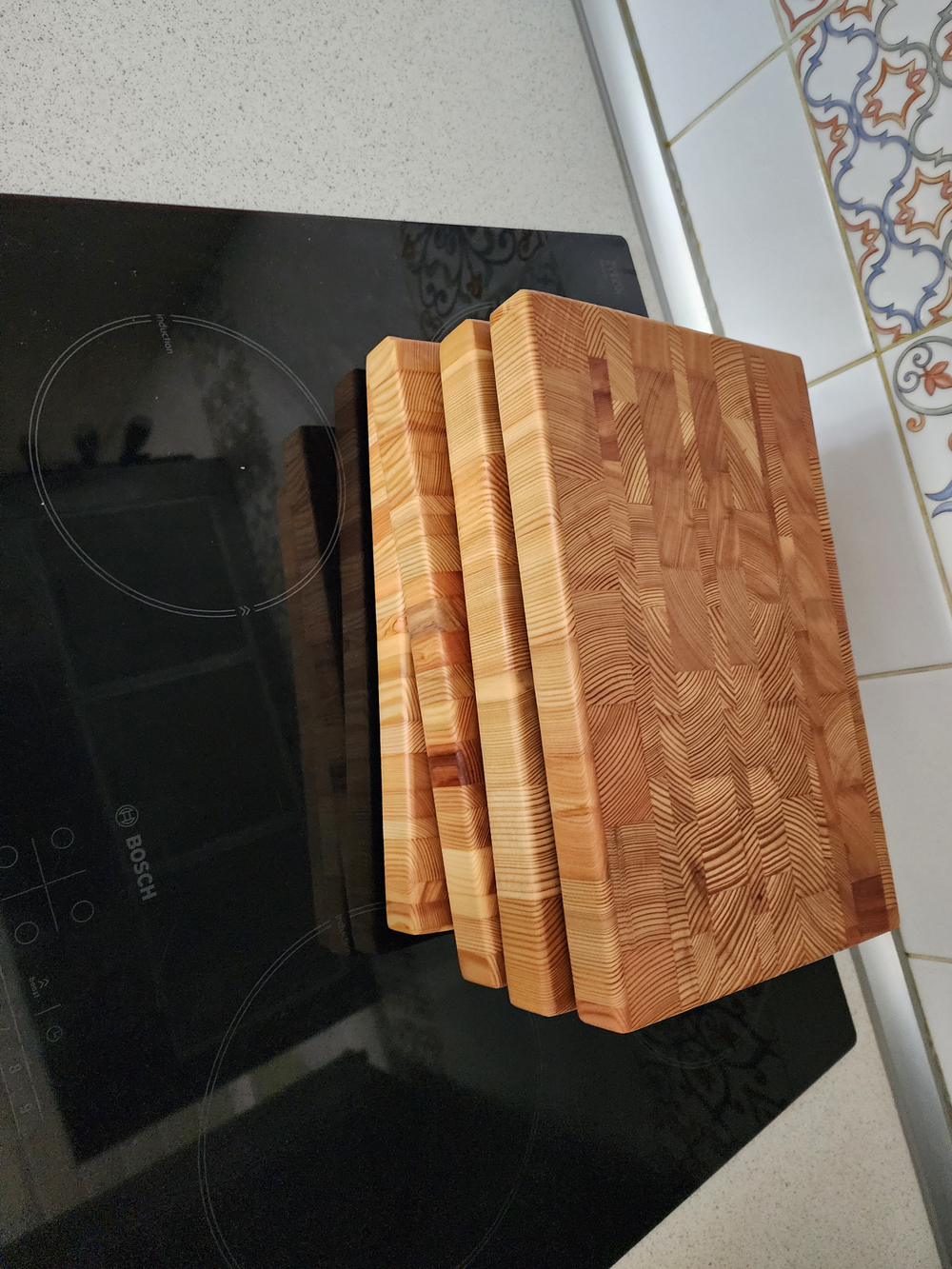 Торцевая разделочная доска 30x20x3 см. лиственница, арт. 062-1 уцененная-1