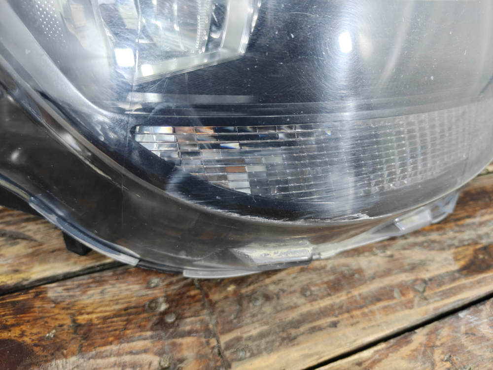 Фара правая галоген MINI Countryman 2 (F60) 16-20 Б/У Оригинал 63117390148