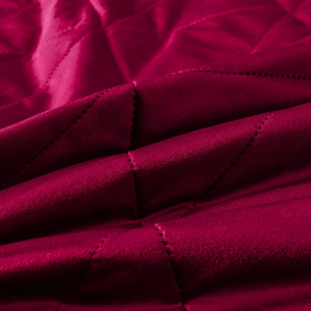 Велюровое покрывало в клетку с наволочками OVL035