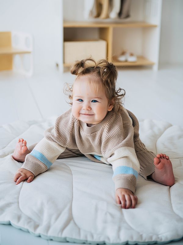 Костюм вязаный 