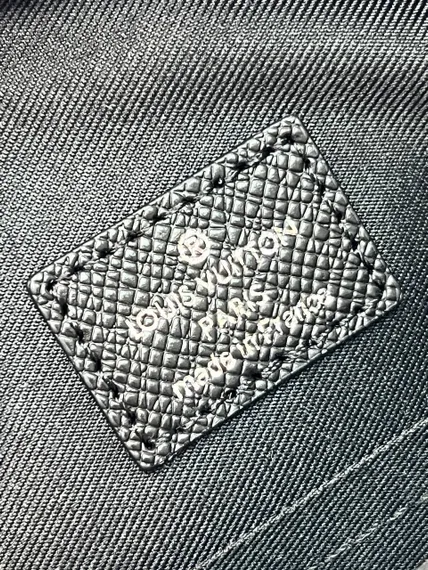 Сумка-слинг Louis Vuitton Outdoor