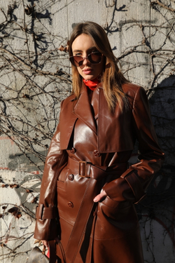 Тренч двубортный кожаный шоколад