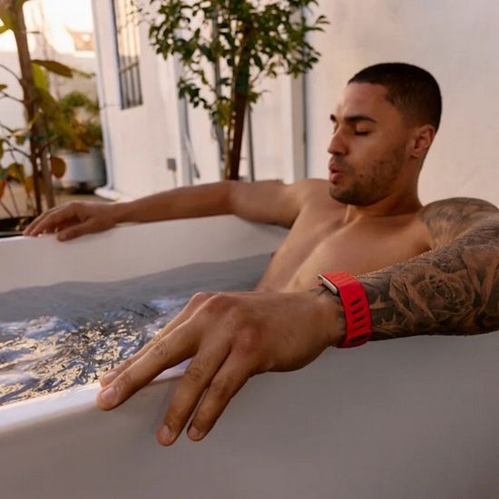 Фитнес-браслет без экрана Whoop One с подпиской на 1 год (Whoop 5.0)