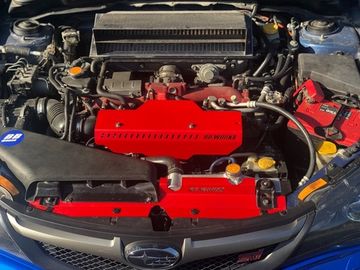 Накладка (направляйка) радиатора и накладка генератора Perrin style в Subaru Impreza GRB