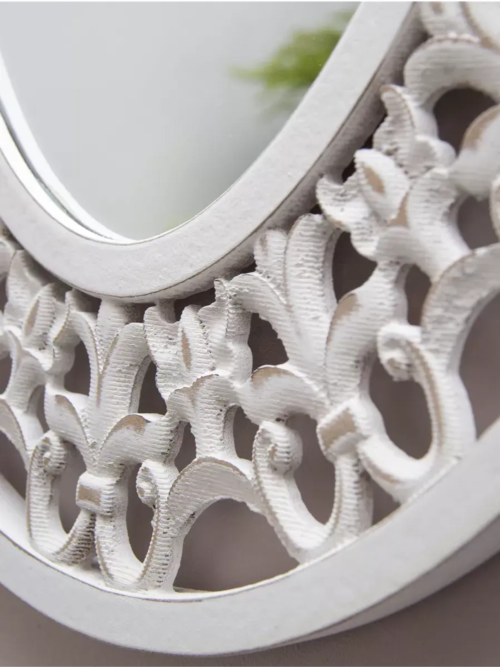 Зеркало "Флоренция" в резной деревянной раме, 60*80 см