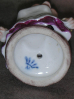 Статуэтка. Фарфор. Карлица. Ginori. Италия