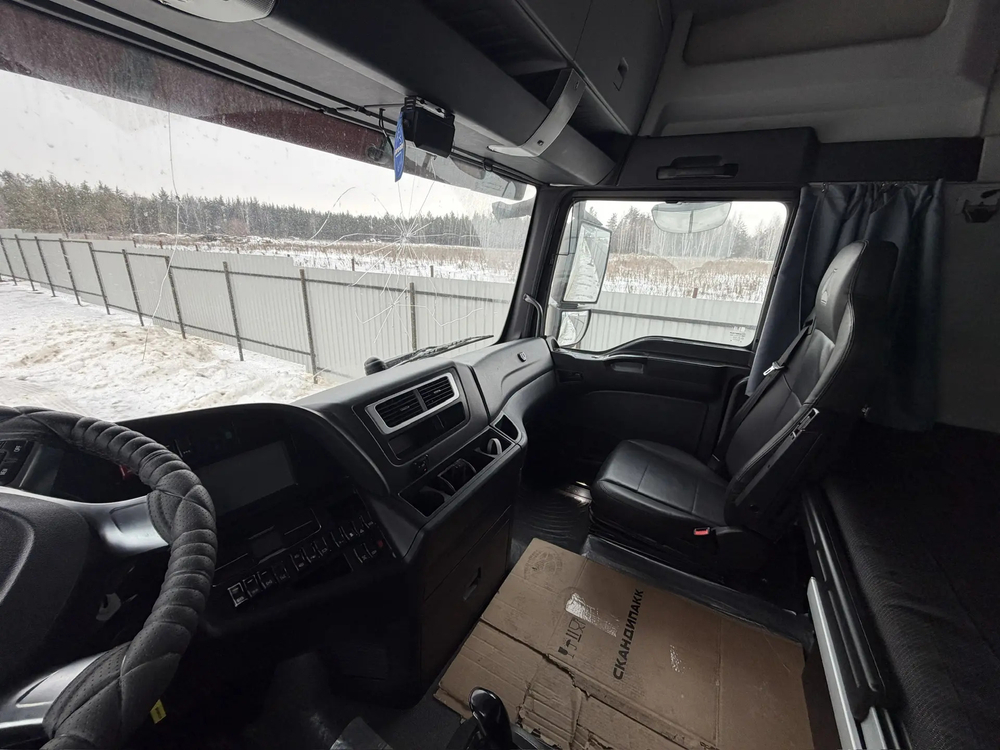 SITRAK C7H 4x2 Седельный тягач ZZ4186V391HE (Дизельный, 12,4 л, 480 л.с., AT)