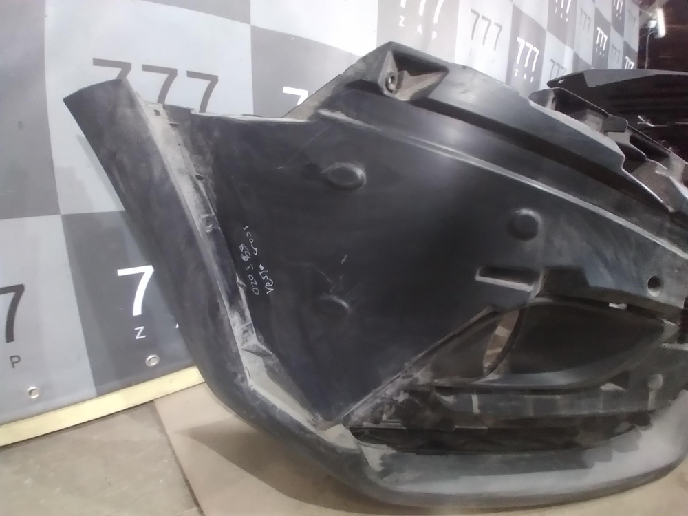 Бампер передний LADA Vesta Cross  Б/У Оригинал 8450031004