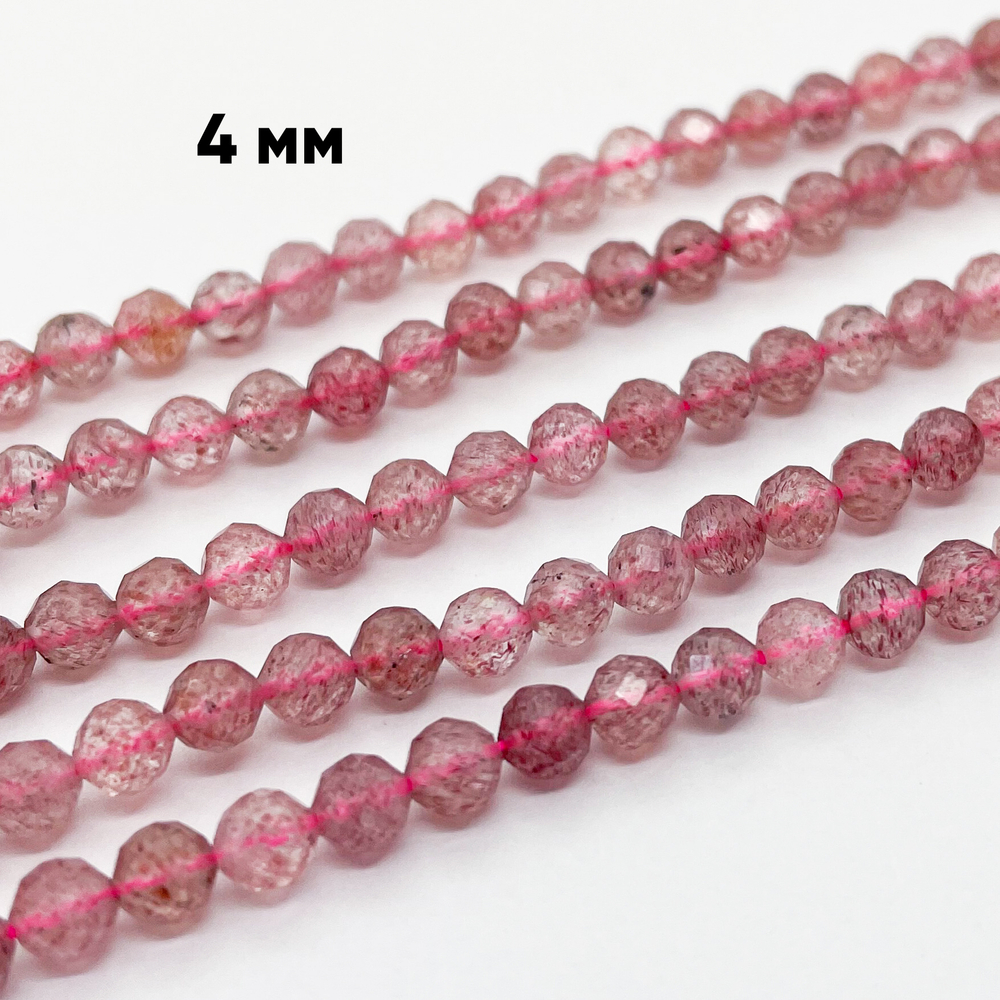 Кварц "Клубничный" граненый бусины, диаметр около 4,2 мм, цена за отрезок 19 см (1/2 нити)