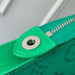 Louis Vuitton Pochette Voyage MM