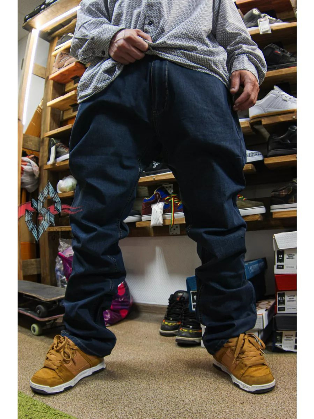 Джинсы прямые широкие трубы от Savitar Shoes Company