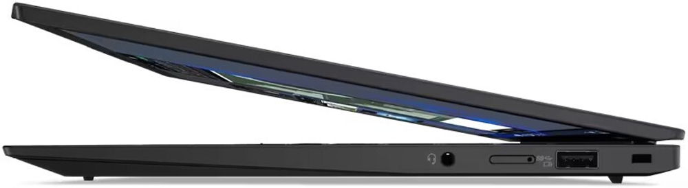 Ноутбук  Lenovo ThinkPad X1 Carbon G11 14 ", Core i7, 32 Гб RAM, 1 Тб SSD, Iris Xe Graphics, Черный