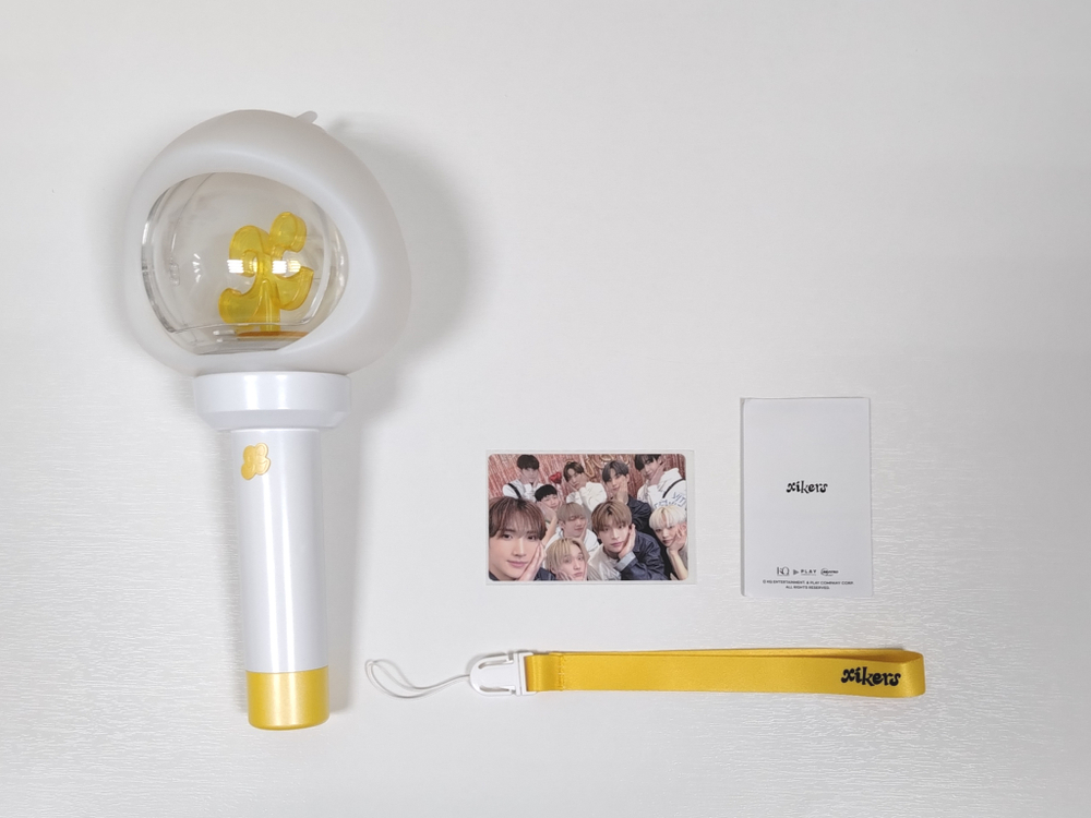 Лайтстик xikers - OFFICIAL LIGHT STICK (Уценка)