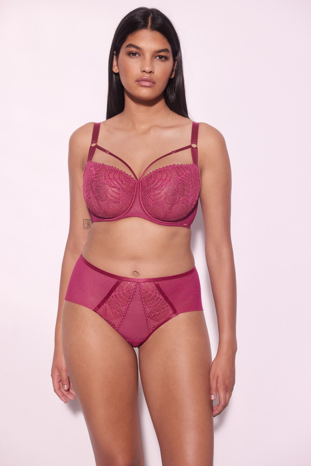 Ярко-розовый бюстгальтер Beverly с мягкой чашкой на косточке (Размер: 70E) (Цвет: ярко-розовый)