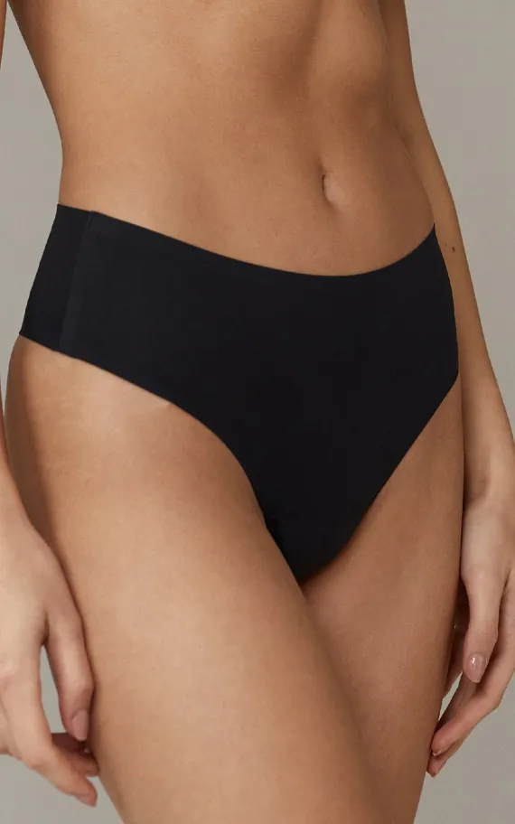 AMBERLY BLACK Трусы стринги