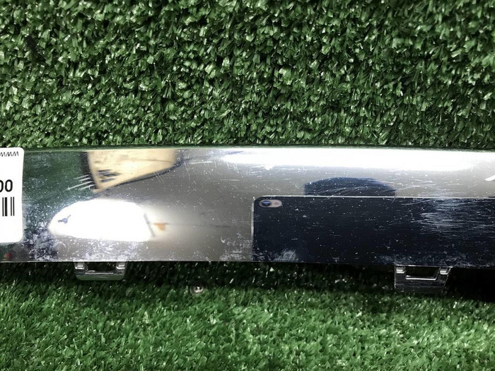 Молдинг переднего бампера Mercedes A W177 (18-22)