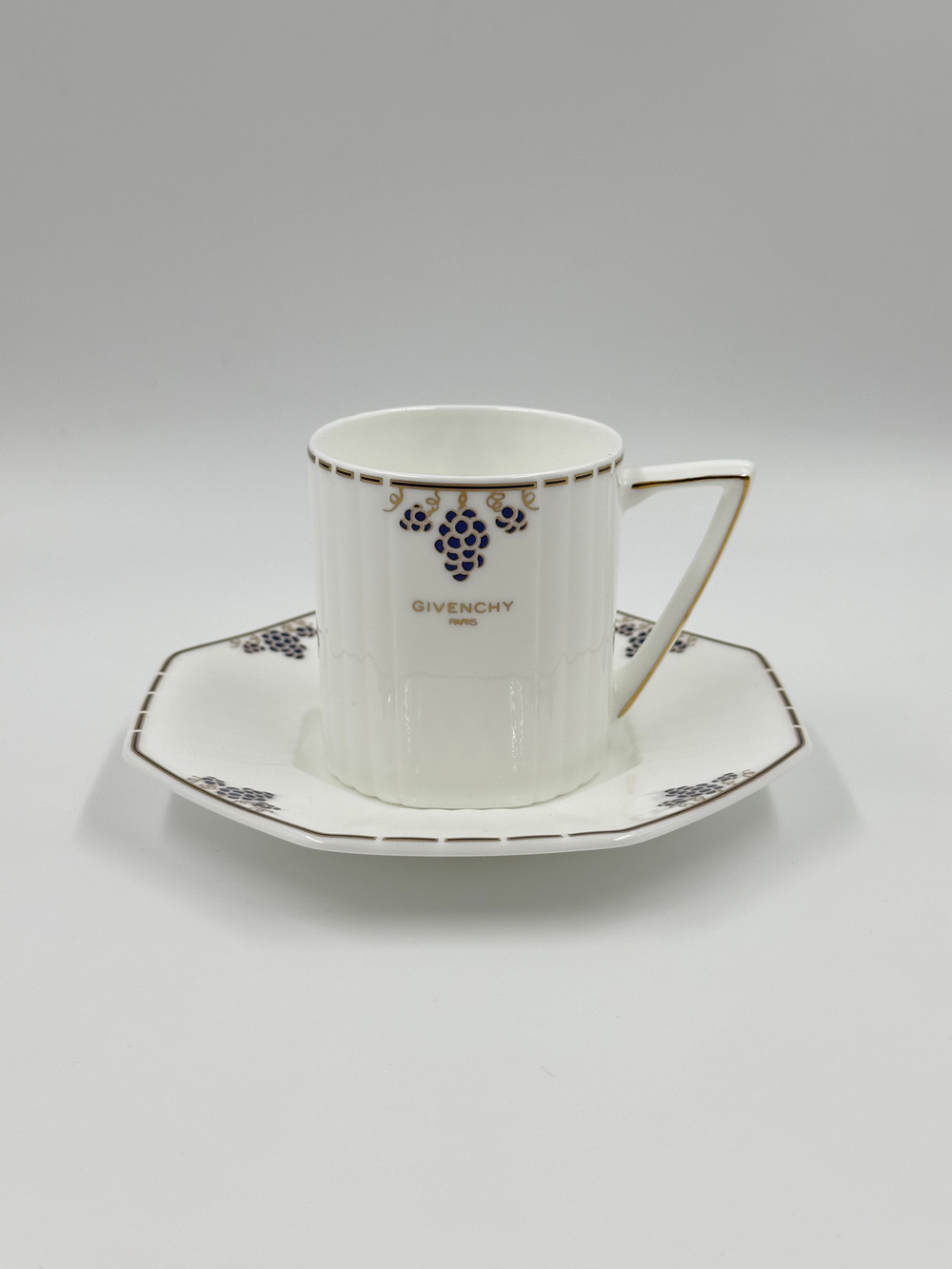 Кофейная пара «Виноград» Givenchy by Yamaka