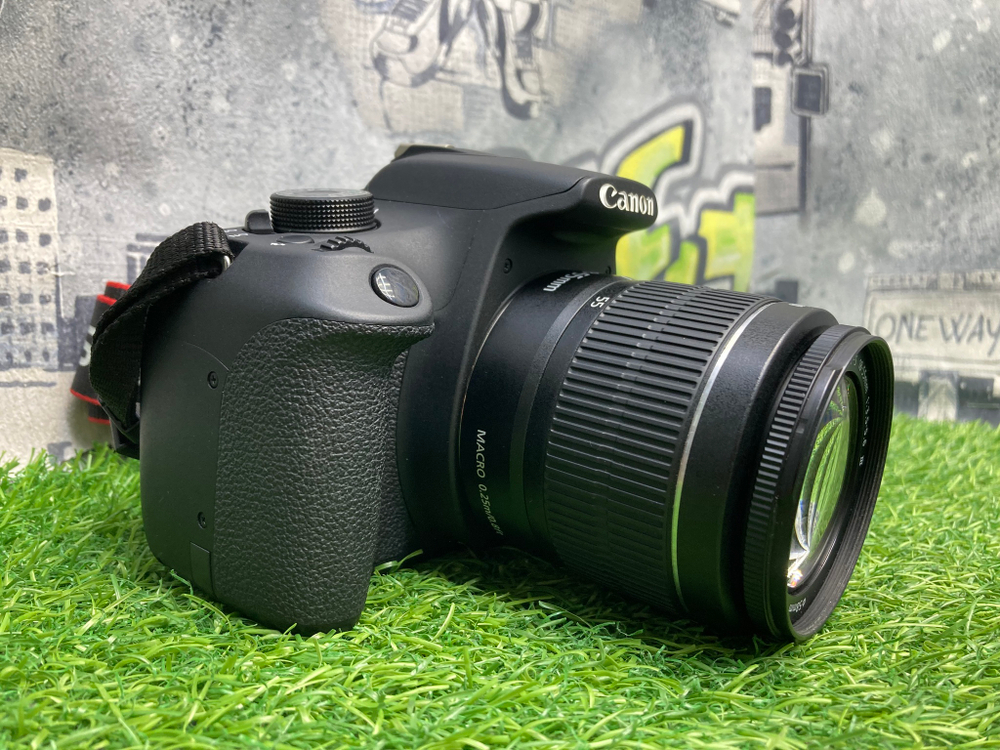 Canon 1200D kit 18-55mm IS II 26.300 кадров