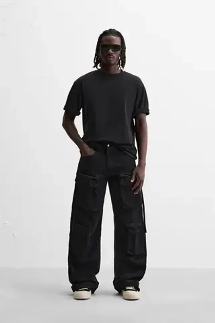 ZARA ДЖИНСЫ КАРГО С КАРМАНАМ, ЧЕРНЫЙ