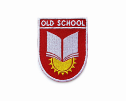Шеврон Олд скул (Old School) вышивка. Красный