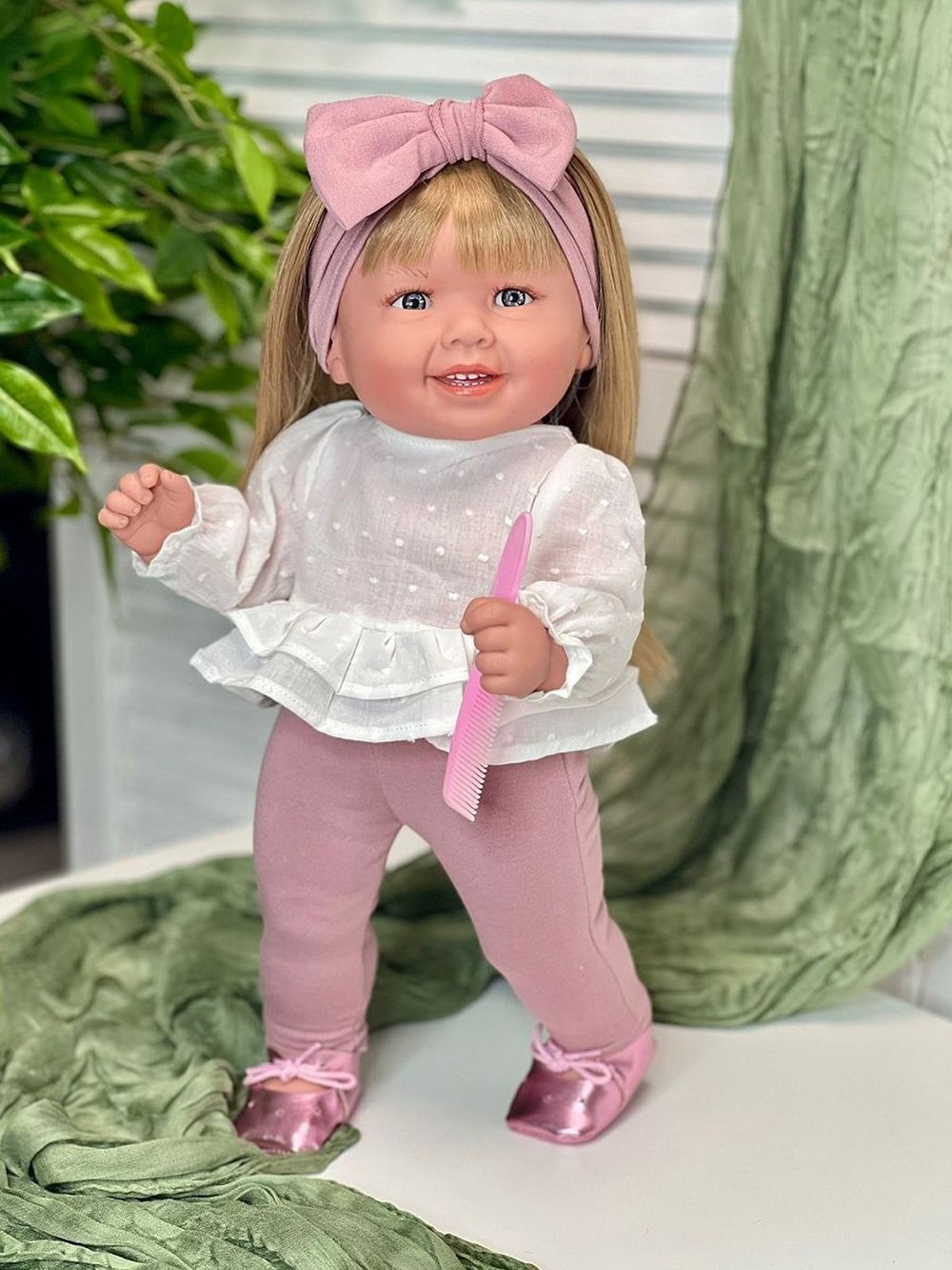 Кукла Manolo Dolls виниловая Diana 47см в пакете (7275)