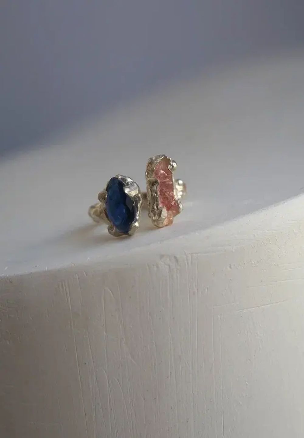 Кольцо Moon River Двойное с камнями R065