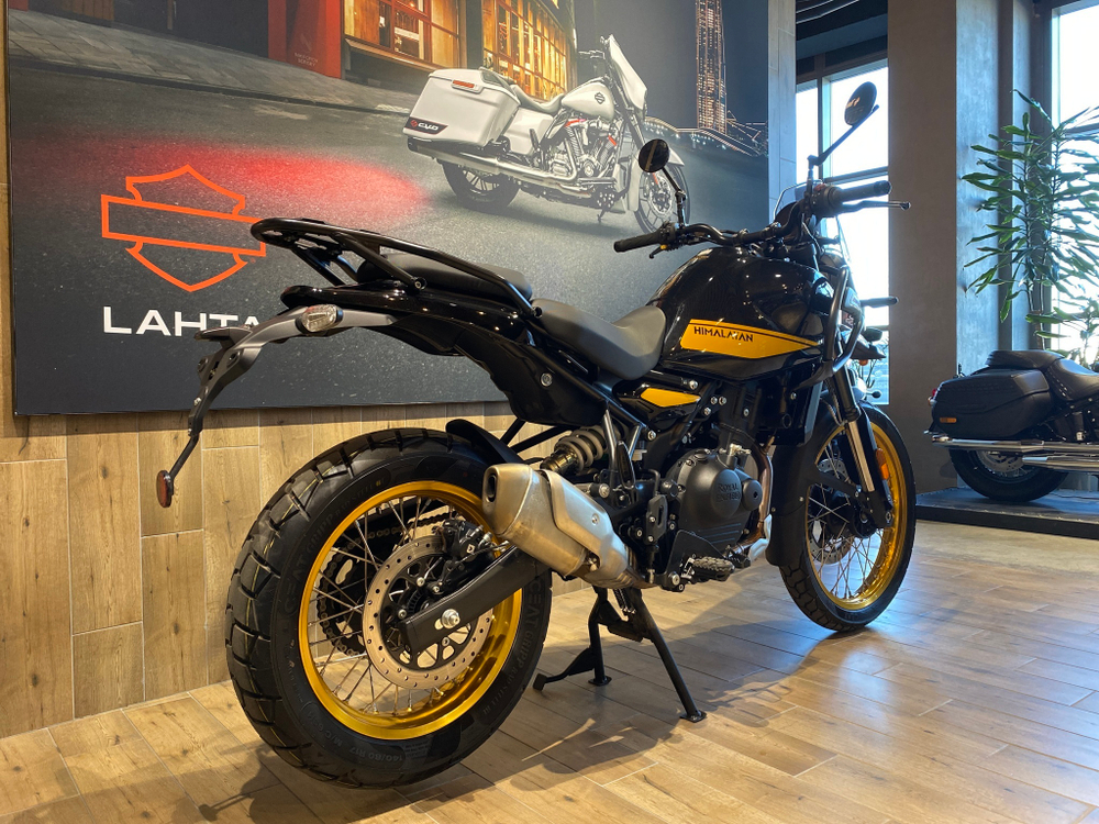 Royal Enfield Himalayan 450 Hanle Black (Premium)