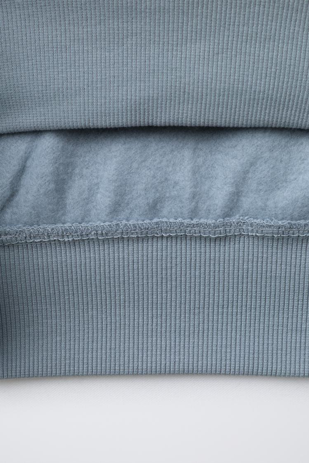 ZARA БАЗОВОЕ ХУДИ С КАПЮШОНОМ, ЖЕМЧУЖНО-СЕРЫЙ