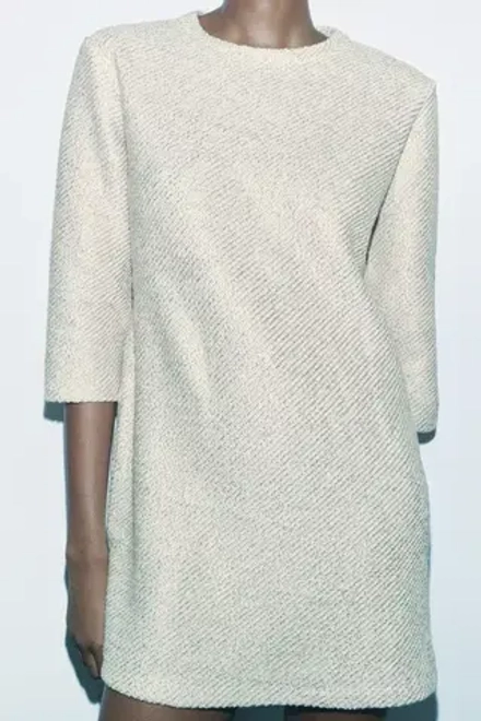 ZARA КОРОТКОЕ ПЛАТЬЕ ИЗ РЕЛЬЕФНОЙ ТКАНИ, ЗОЛОТИСТЫЙ