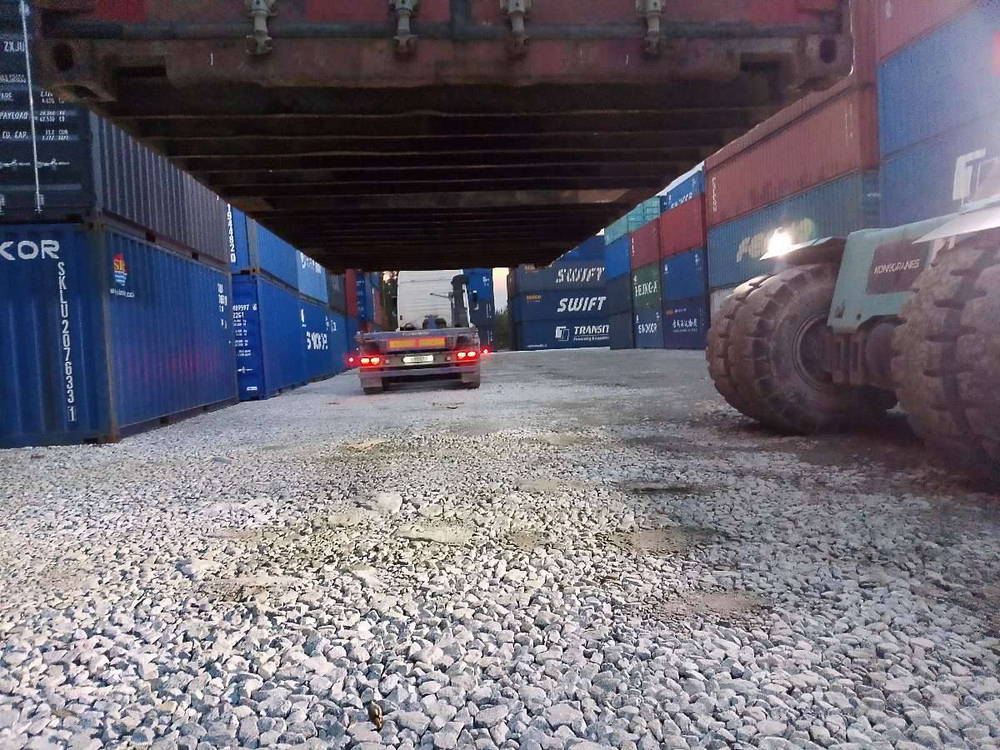 Контейнер 20 футов № TGHU2571080