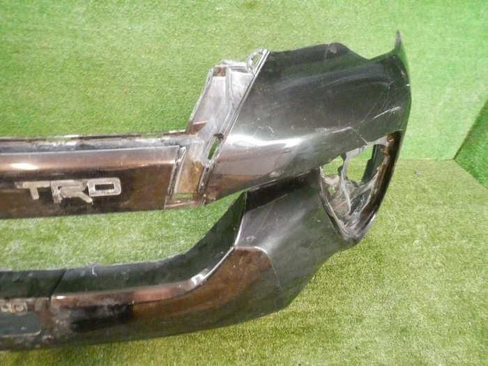 Бампер передний Toyota Fortuner 2 (2015-2020)